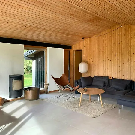 Newly Renovated By Holiday home *